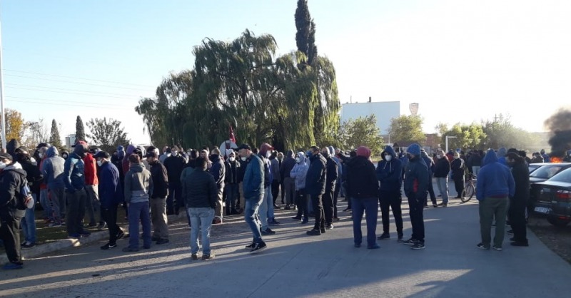 Trabajadores de Cerro Negro realizaron una nueva protesta
